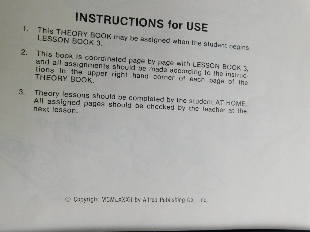Alfred's Basic Piano Library - Piano Theory Book Level 3 - 1982 Instruction