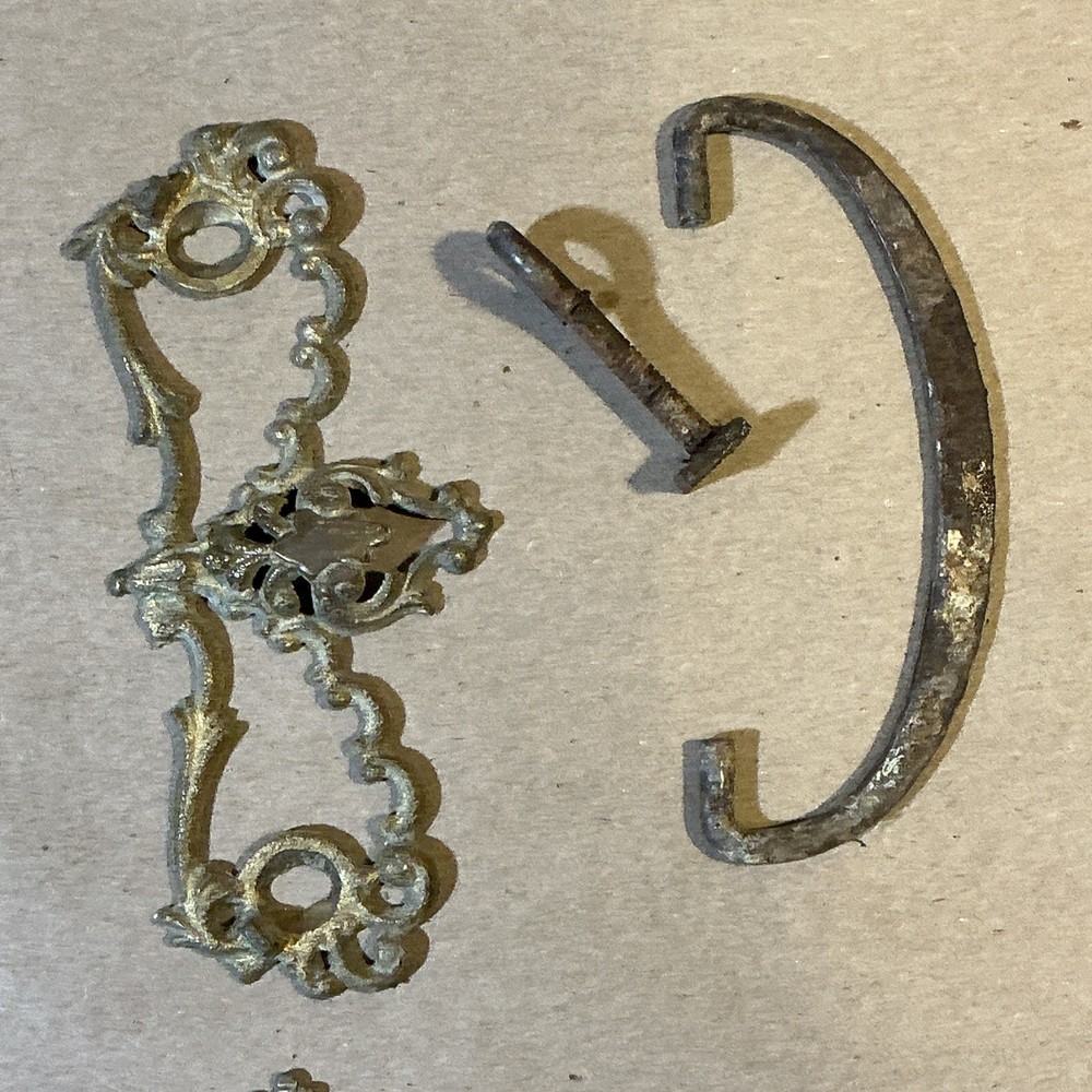 Set Of Misc. Cast Iron Victorian Drawer Pulls / Hardware As Is INV-AT22