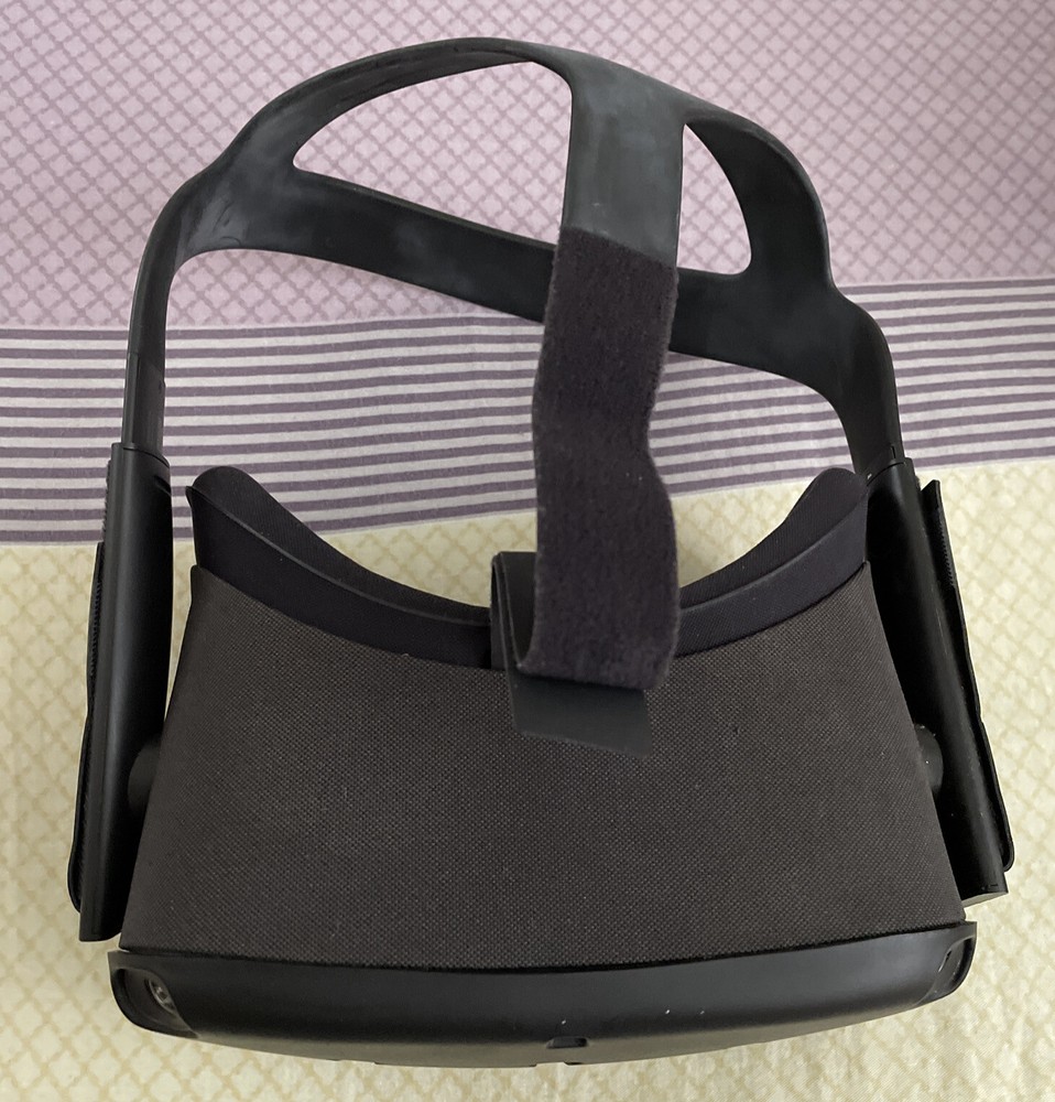 OCULUS QUEST 1 64GB Headset Only Tested Works Great