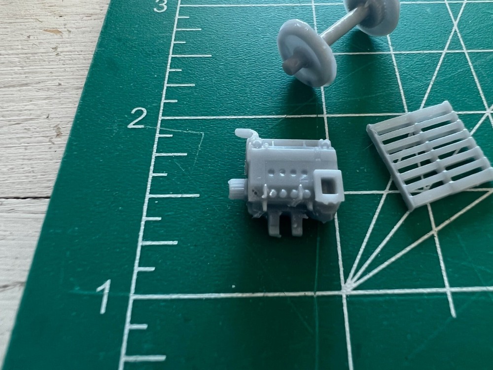 HO scale Traction Power Unit