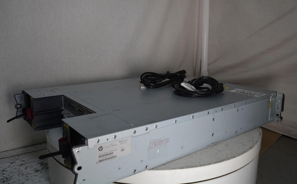 HP M6710 QR490-63012 SAN Storage Array SEE NOTES