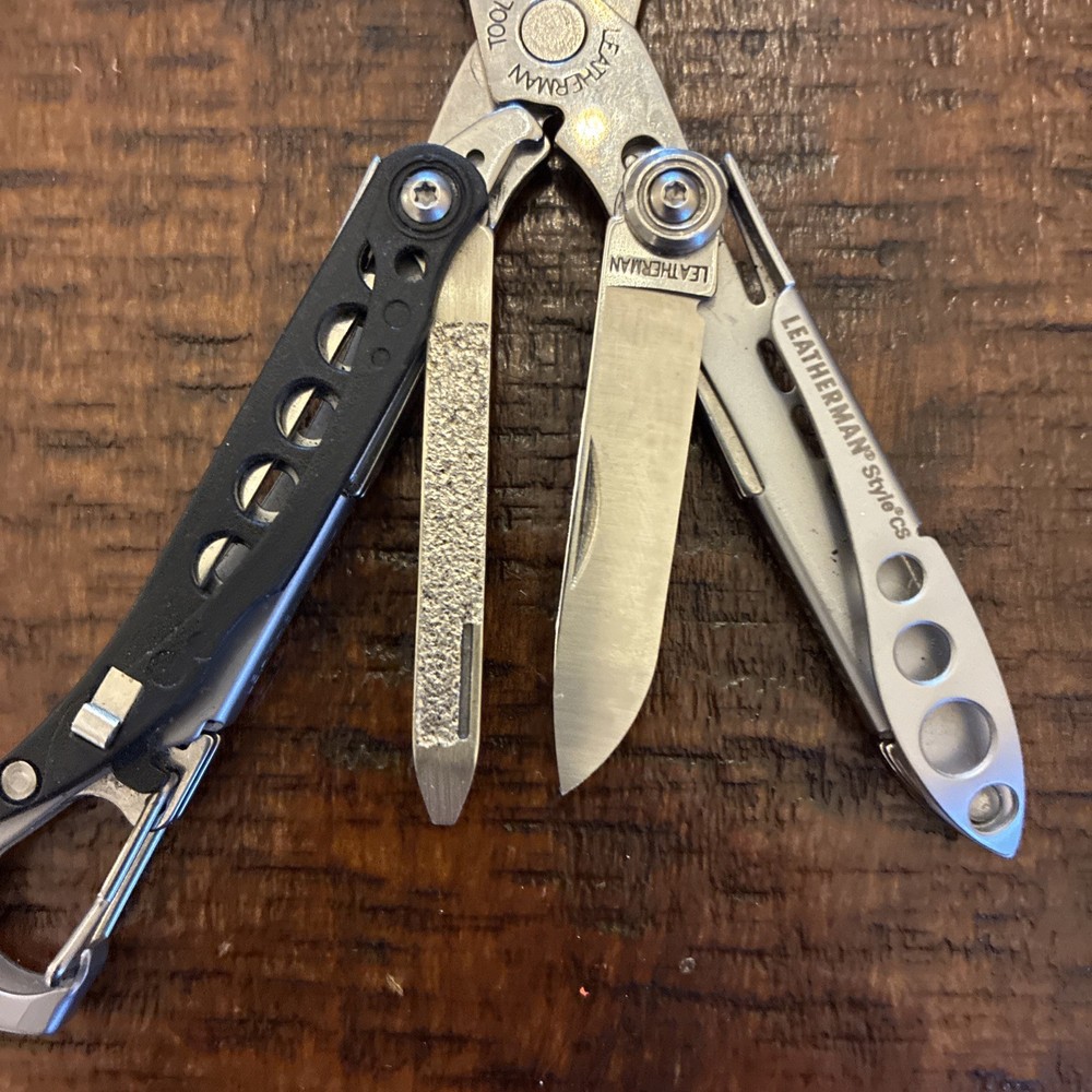 Leatherman Style CS Black Mini Multi-Tool Keychain Stainless - Excellent