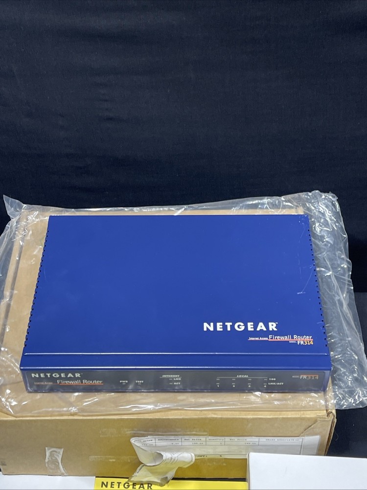 NETGEAR internet Access Firewall Router Model FR314
