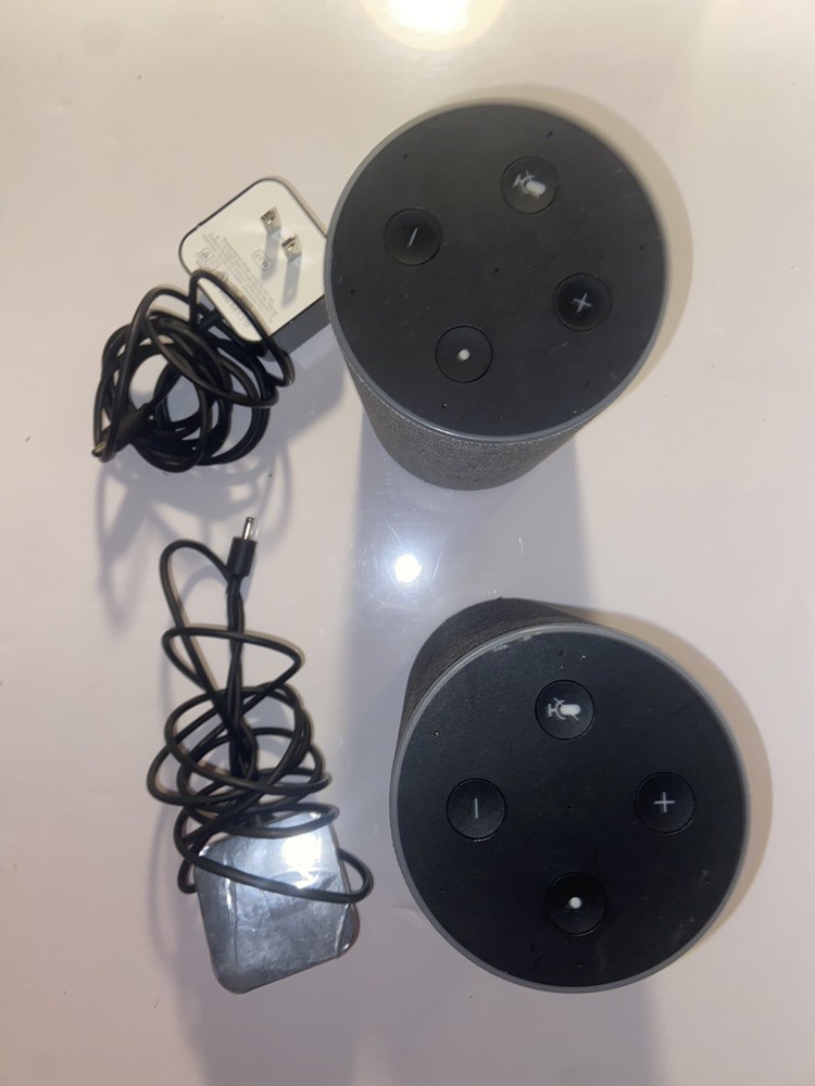 Amazon Echo (2nd Generation) Smart Speaker (READ)