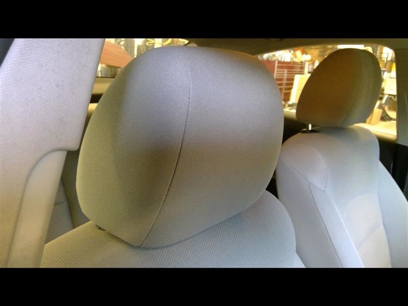 CRUZE     2015 Headrest 359570
