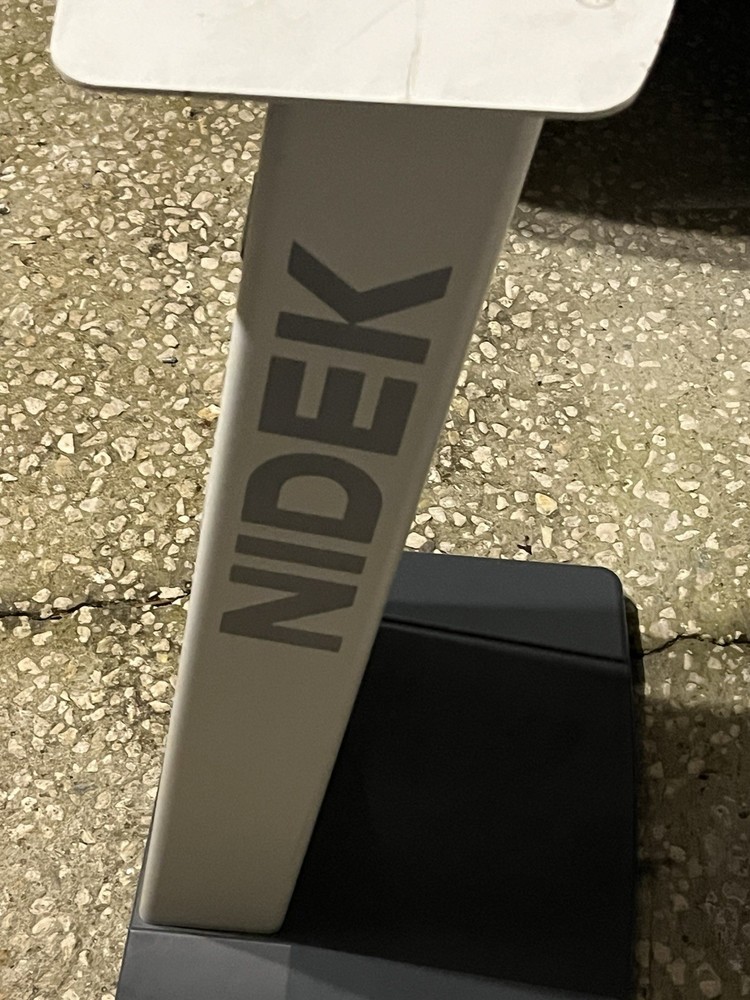 Nidek RT3100 Stand