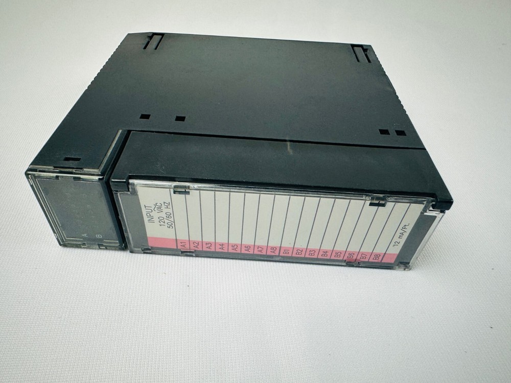 GE Fanuc IC693MDL240E Input Module