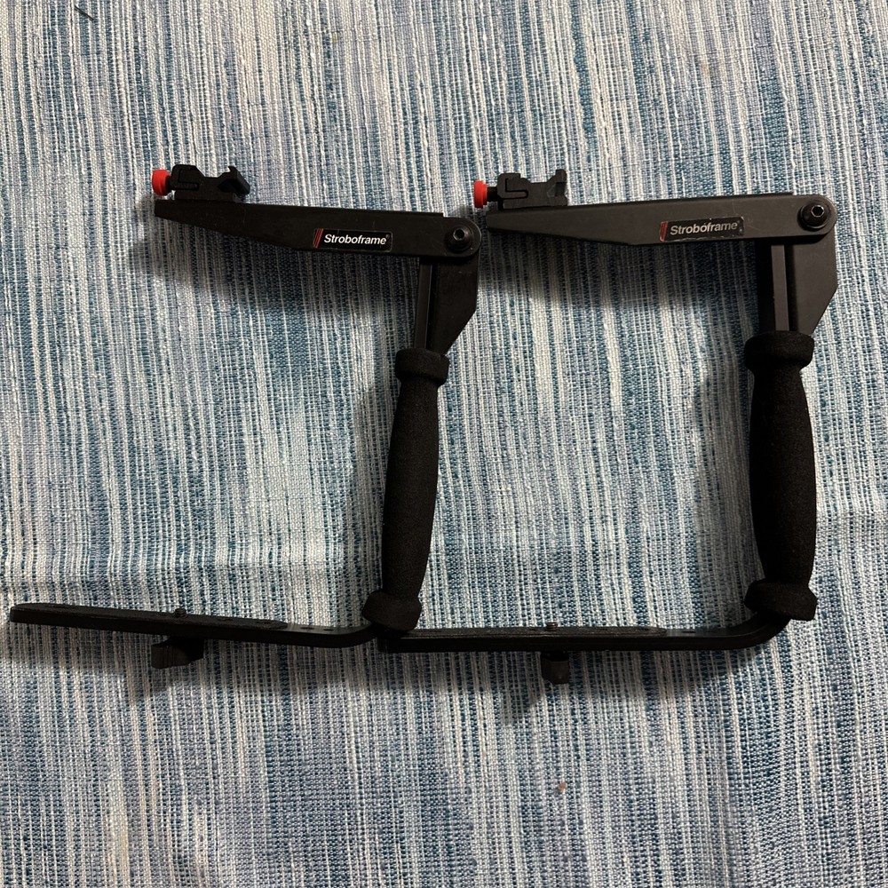 STROBOFRAME QUICKFLIP 350 CAMERA FLASH BRACKET - USED