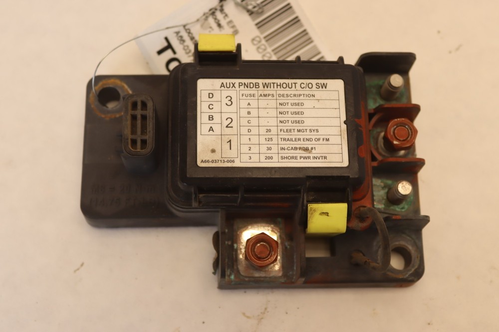 2018-2025 FREIGHTLINER CASCADIA 125 AUXILIARY POWERNET DISTRIBUTION BOX OEM