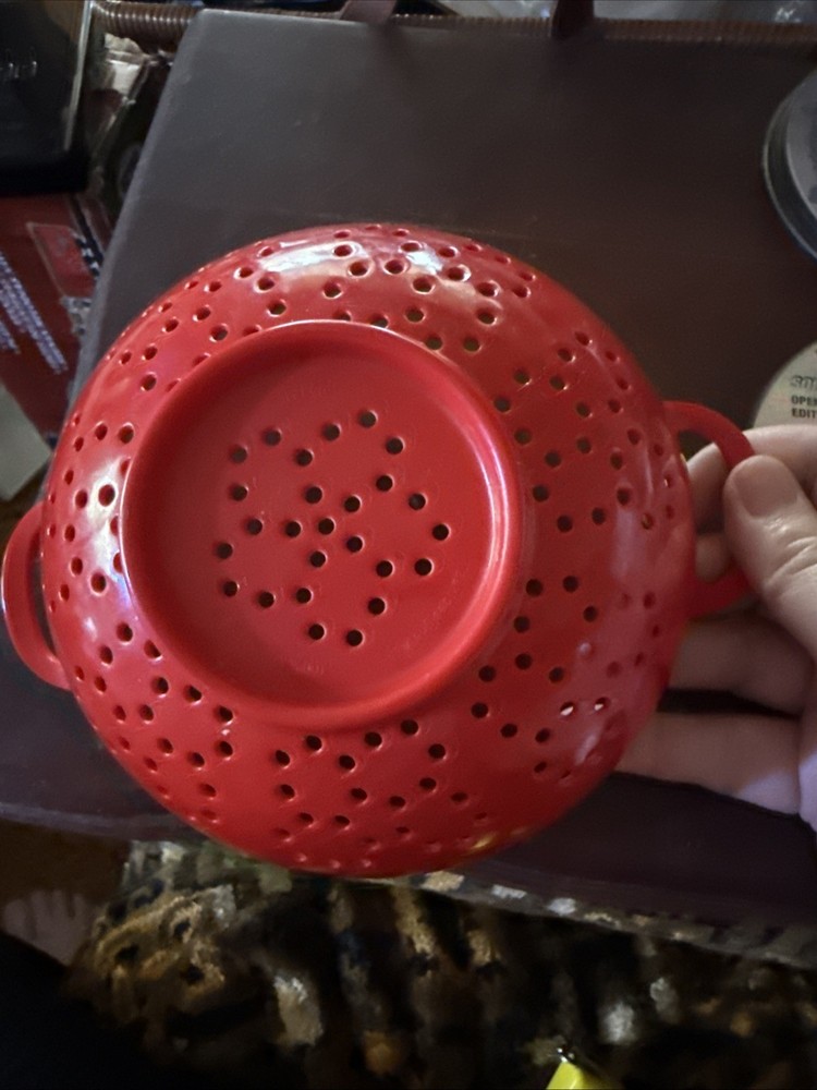 CULINARY ELEMENTS RED COLANDER 100% MELAMINE
