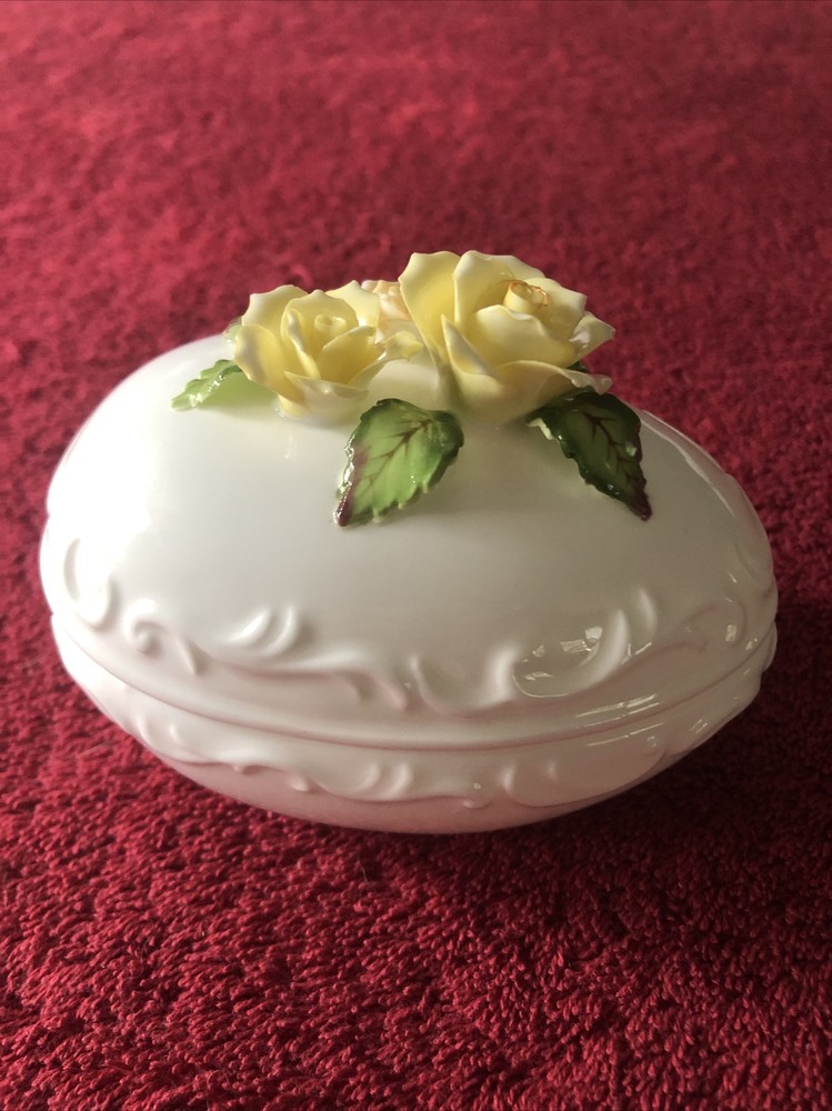 Gorham Egg Shaped Trinket Box By Maruri. Bone China