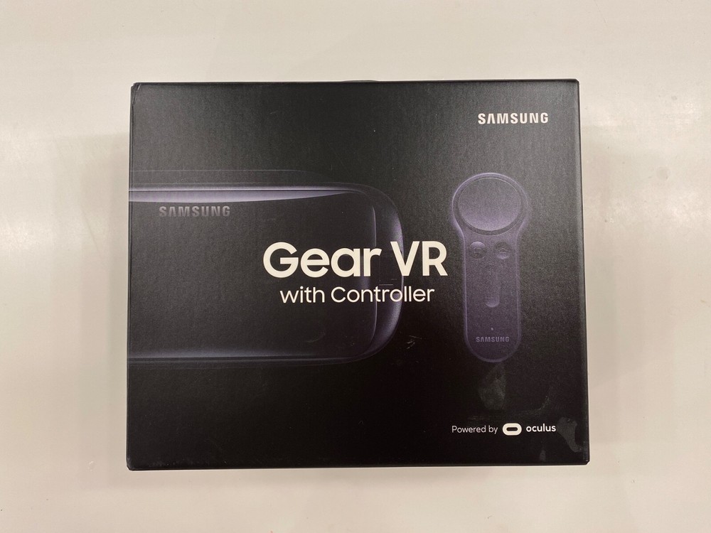 Samsung Gear VR with Controller - Unopened