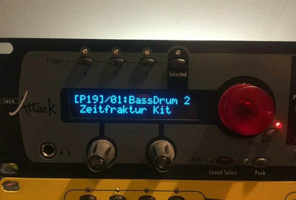 Waldorf Q Series / Micro Q Series / Rack Attack / Custom OLED Display !