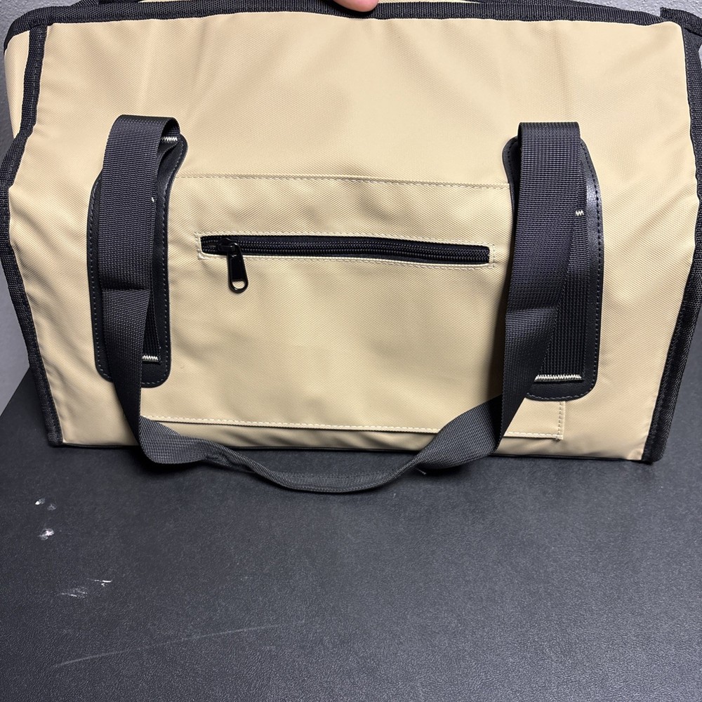 Pasman Grooming Style Tote With Shoulder Strap, Tan