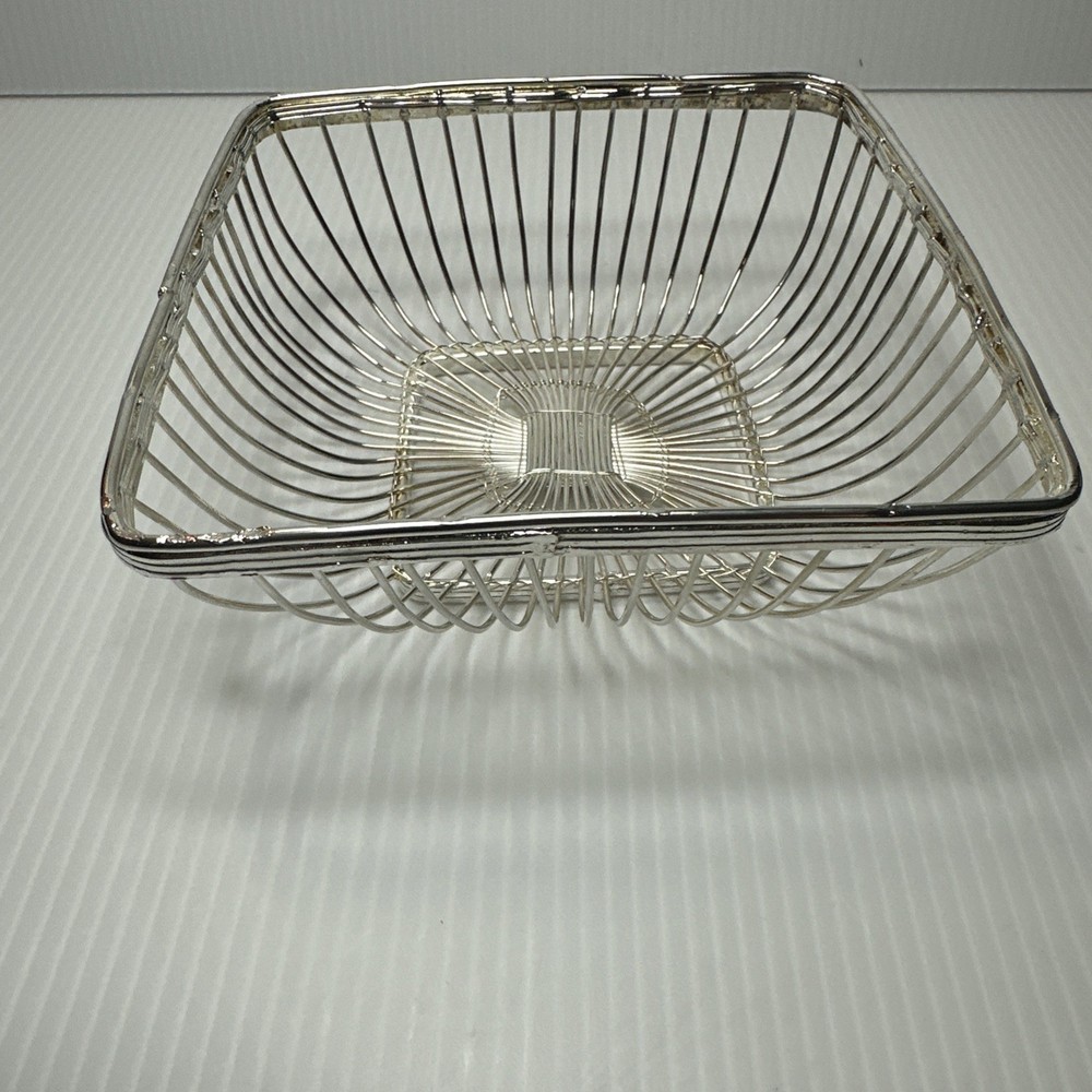 Vtg Small Silver Plated Wire Basket Square 5”x5” EUC