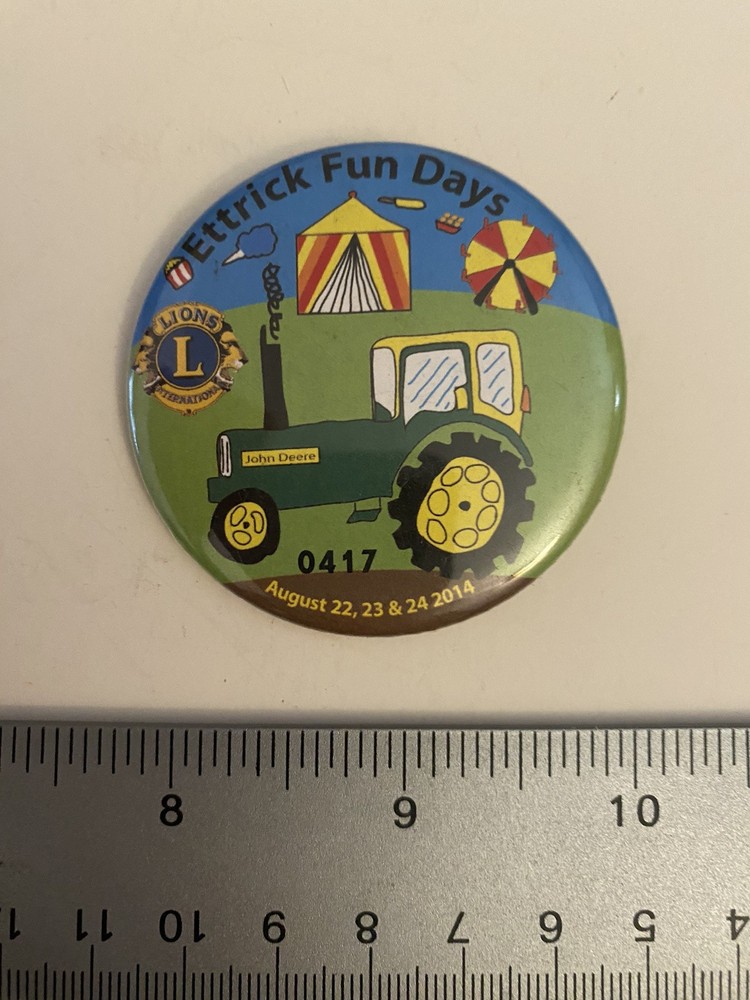 Ettrick Fun Days Wisconsin 2014 Pin Back Button P47