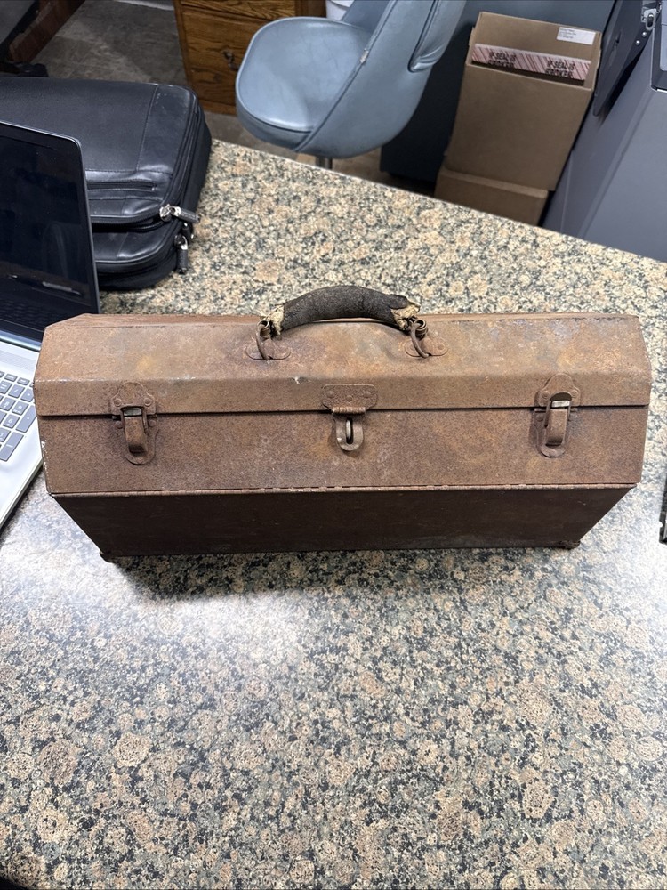 Vintage Merit Tools Hip Roof Tool Box