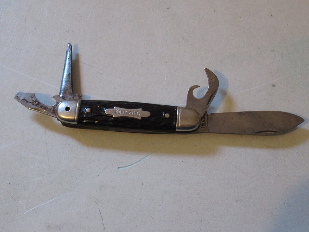 Vintage "Kamp King" Pocket Knife NICE