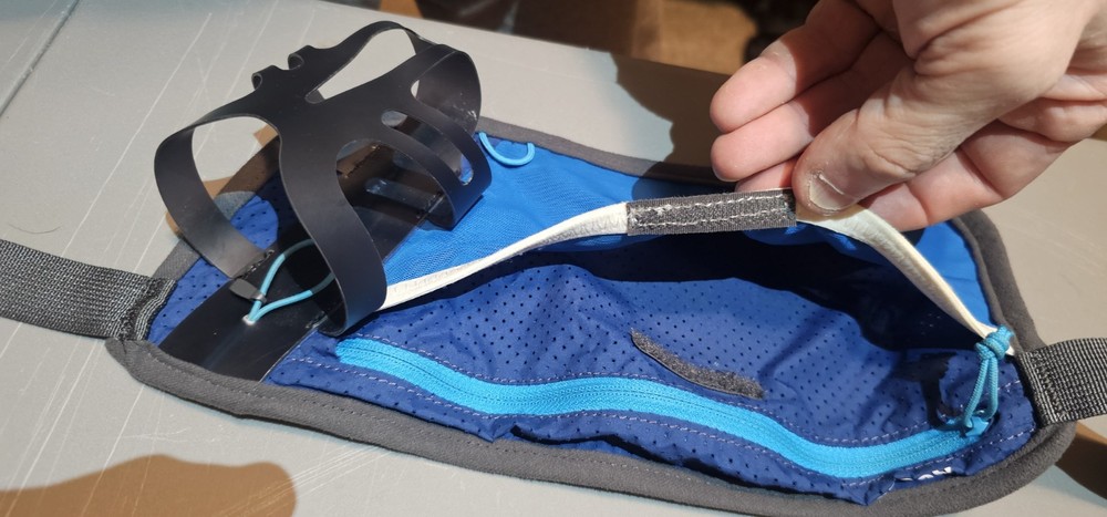 Ultimate Direction Access 300 Hydration Pack