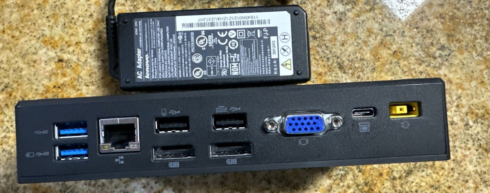 Lenovo ThinkPad USB-C UltraDock, 40A90090US