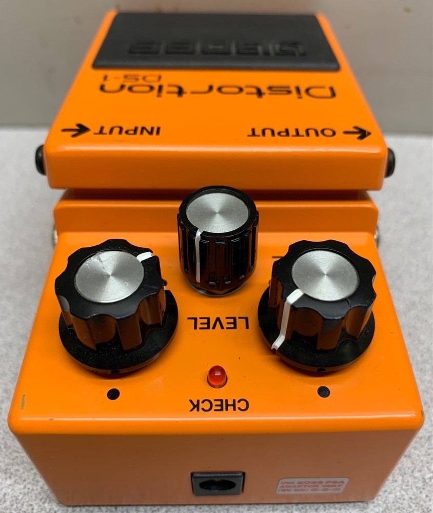 Boss DS-1 Distortion Compact Distortion Pedal