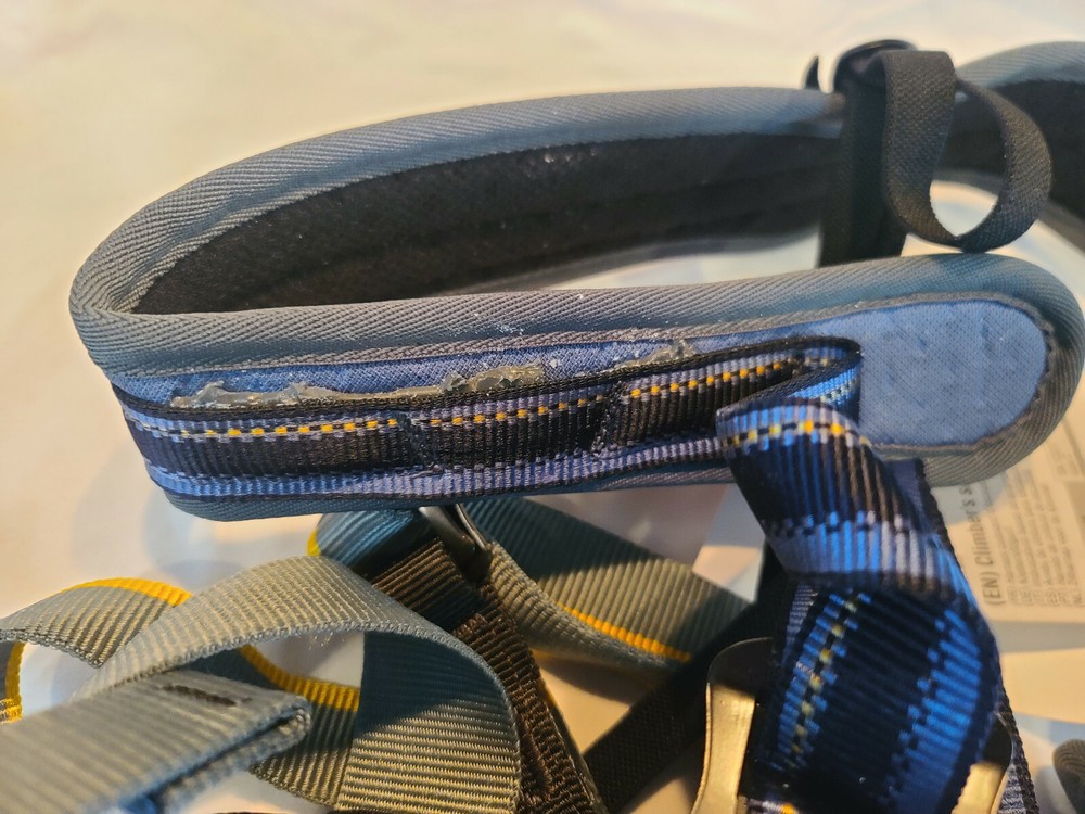 Petzl Tetrax C43 Climbing Adjustable Harness