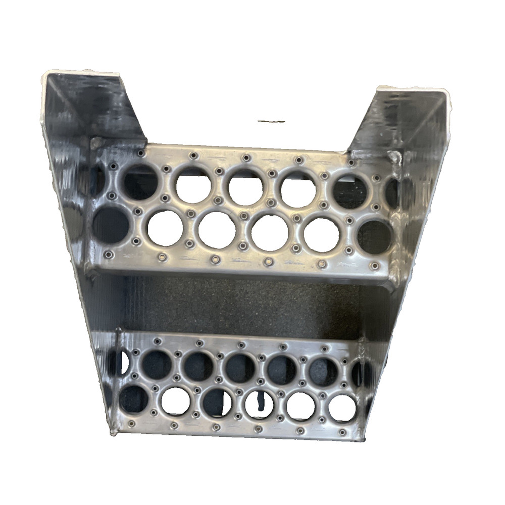 M11-840 MAGNUM Frame Step, Bolt-On