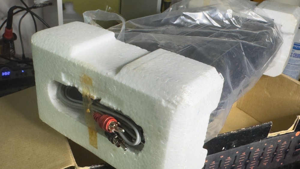 Coustic HEQ-5000 Audio Frequency Equalizer - very lightly used