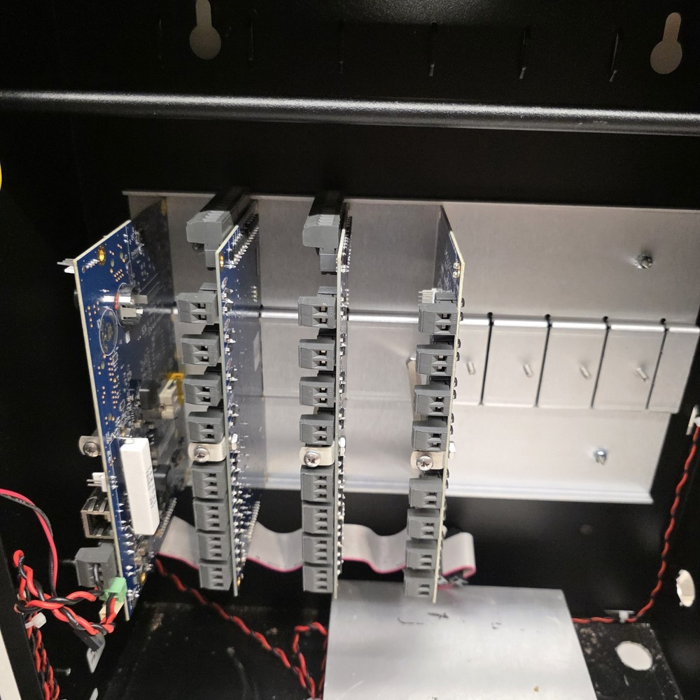 S2 Netbox Lenel Access Control Network Node W/3 Access Blades & Control Board