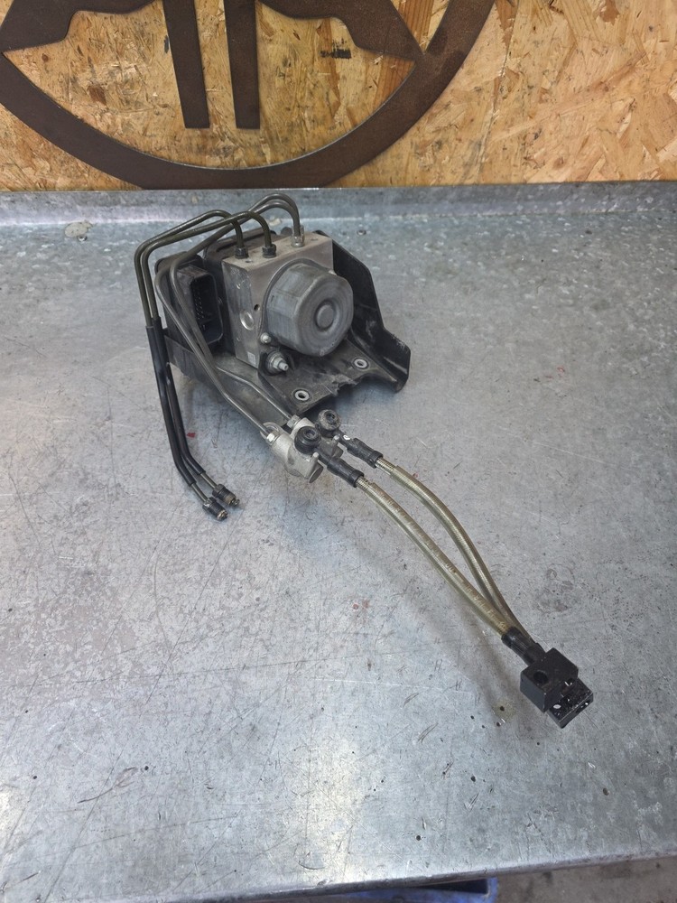 2015 -2019 Yamaha R1  Abs Pump