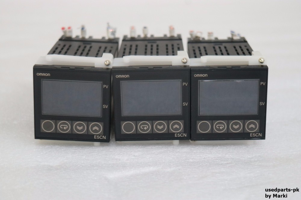[3UNITS] OMRON E5CN-R1TU & P3GA-11 TEMPERATURE CONTROLLER