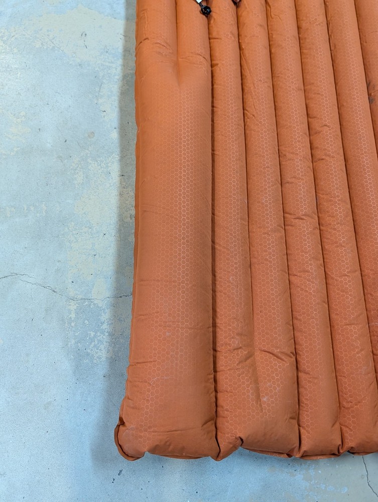 Exped SynMat 7 LW Sleeping Pad Integrated Pump
