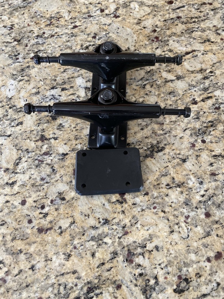 PERIL Black 7 5/8" Skateboard Trucks Set(Pair)