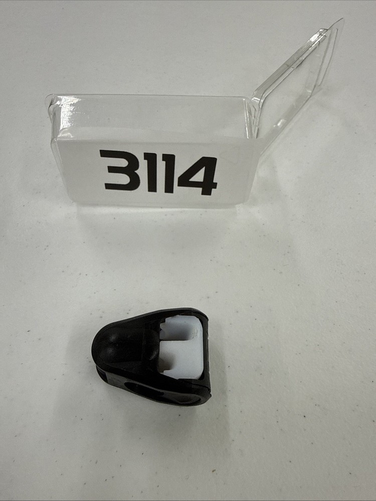 Saunders Archery - Roller Guard - Item 3114