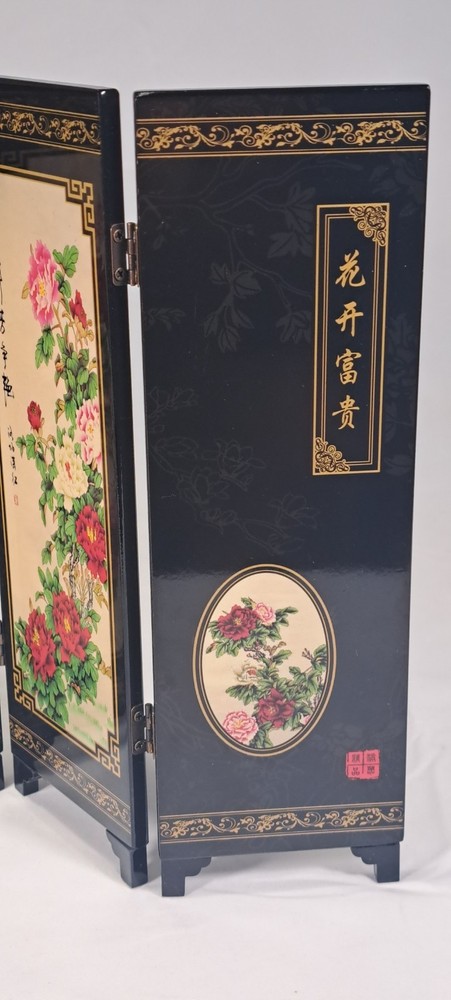 Lacquered Screen 6 Panel Floral Design Table Top Folding Chinese Screen