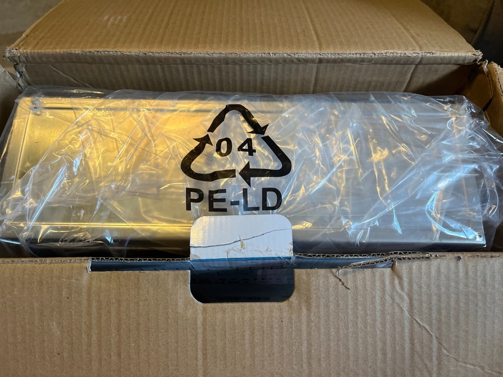 Architectural Mailboxes 2417PS-10 MAYA Wall Mounted Locking Mailbox - Stainless