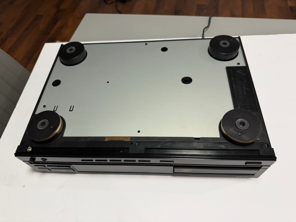 Denon DCD-620 Vintage Audiophile Single CD Player NO Remote