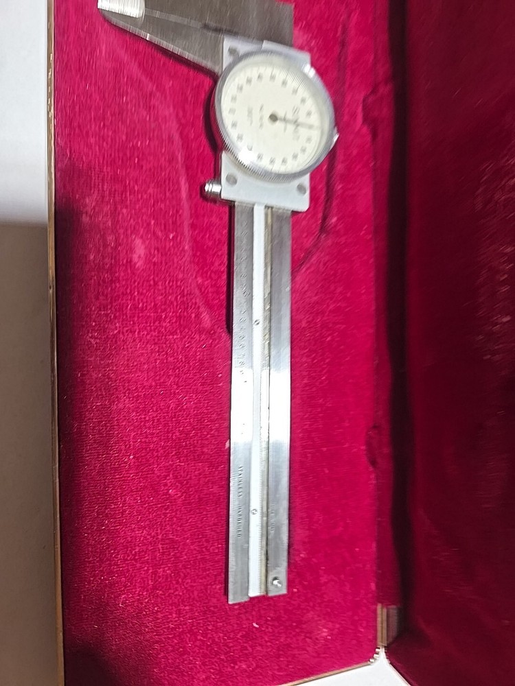 Summit Precision Dial Caliper Stainless Hardened 0-4"