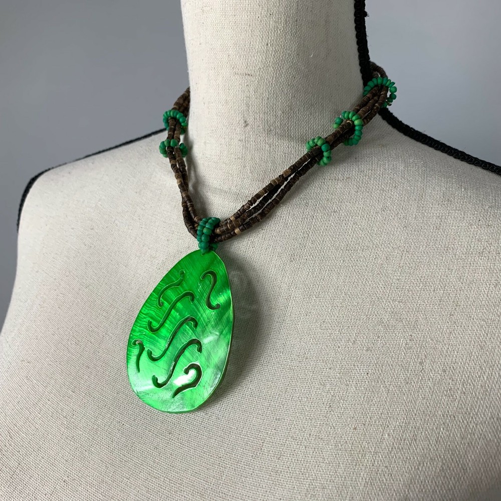 Handmade Tribal Islander Primitive Choker Beaded Painted Shell Pendant