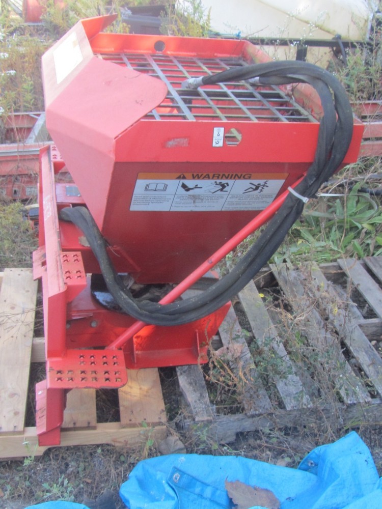 BOBCAT HS8 SALT SAND SPREADER