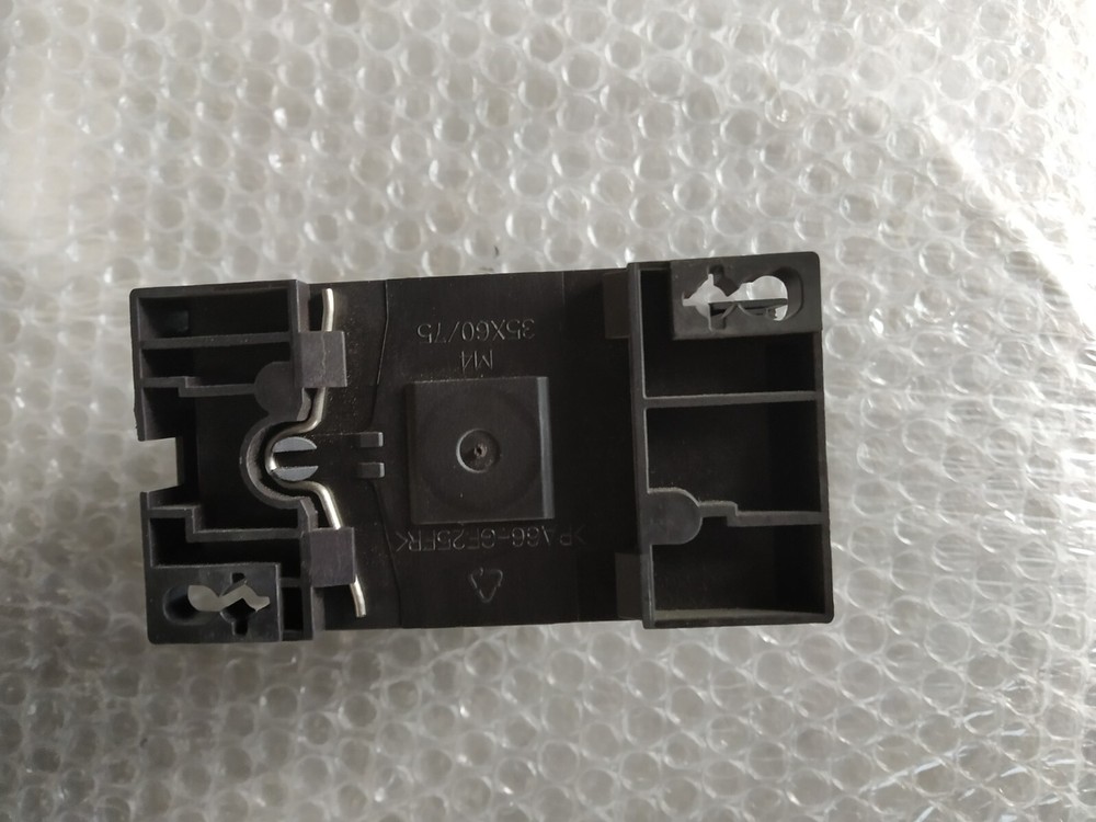 Siemens 3RT2026-2BB40 power contactor