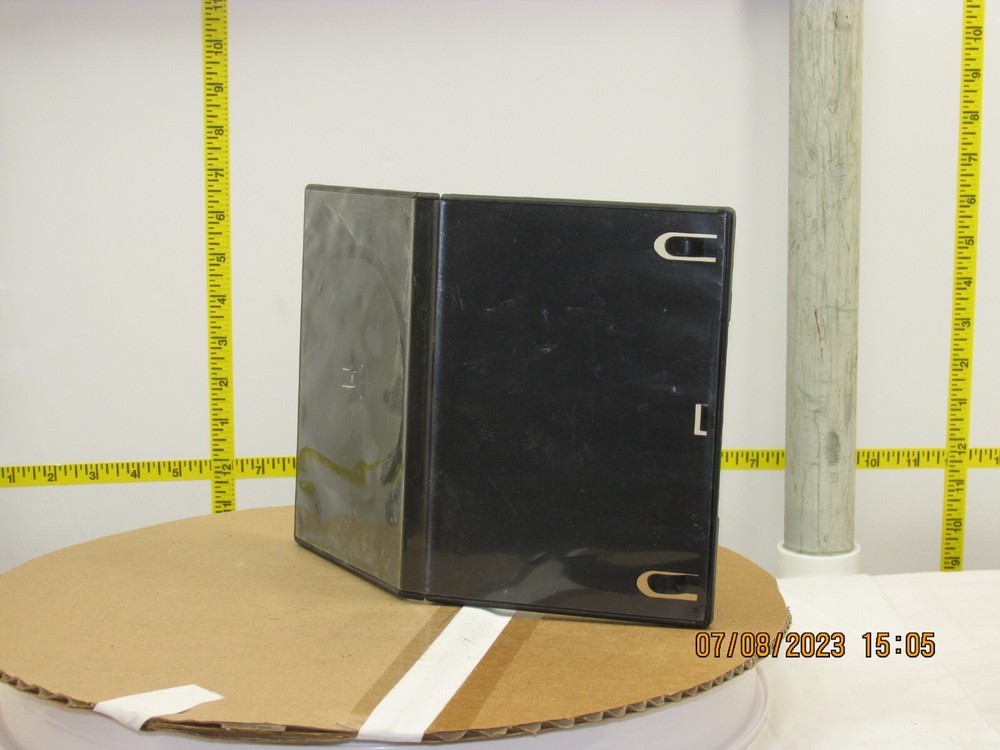 Listing is for a Used Empty Single DVD Cases With Wrap-Around Sleeve-B