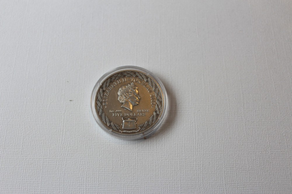 2013 TOKELAU FIVE DOLLARS SILVER COIN