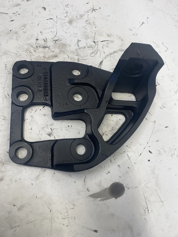 Cummins X15 Engine Mount 3606385C2 (548-12865)