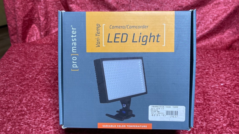 ProMaster Vari-Temp Camera/Camcorder LED Light Panel 2437, RemoteControl, Handle