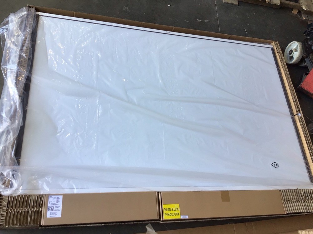 Smart M787 Interactive Whiteboard SmartBoard 87" Diagonal 16:10 SMB787