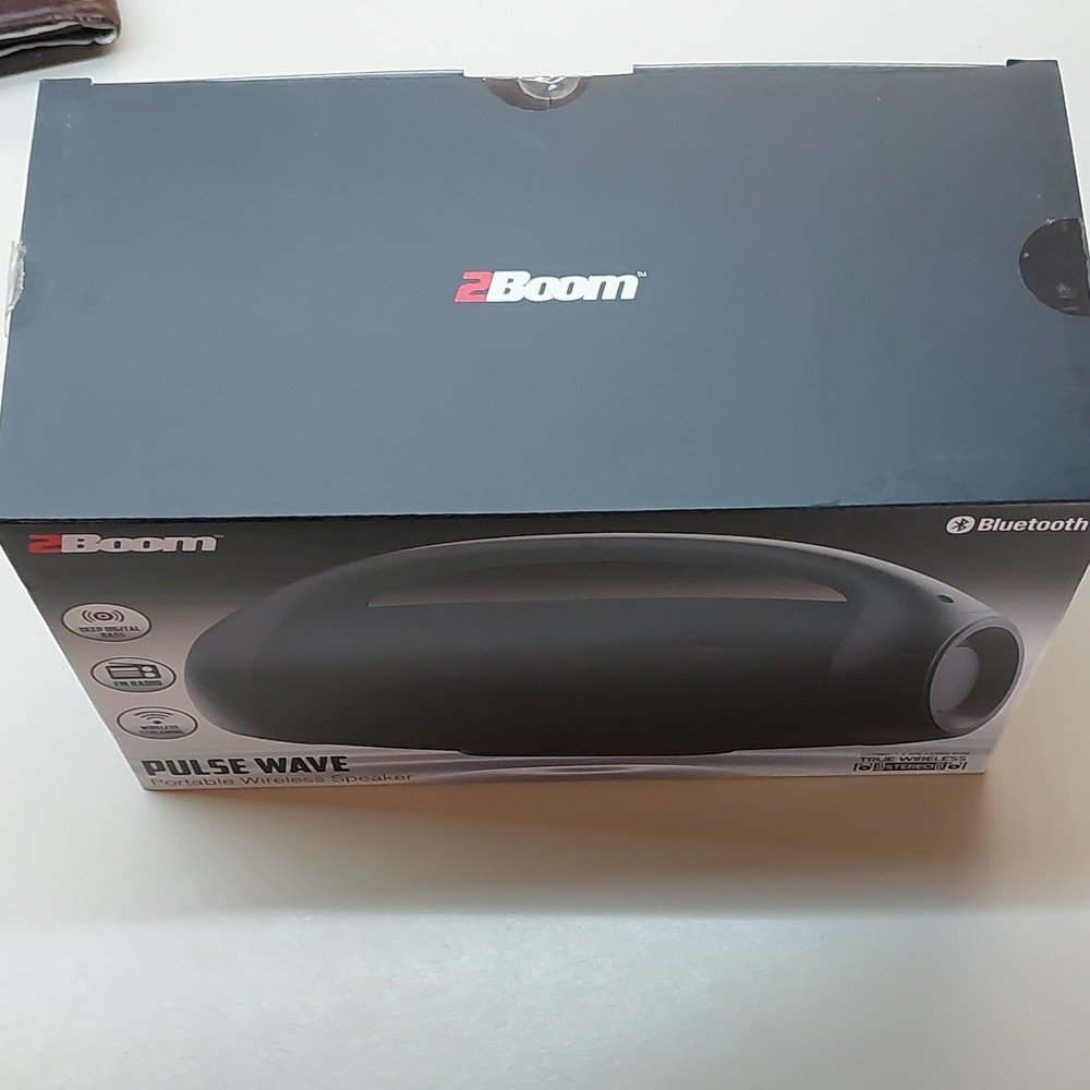 2Boom Pulse Wave Bluetooth Portable Wireless Speaker FM Radio Black