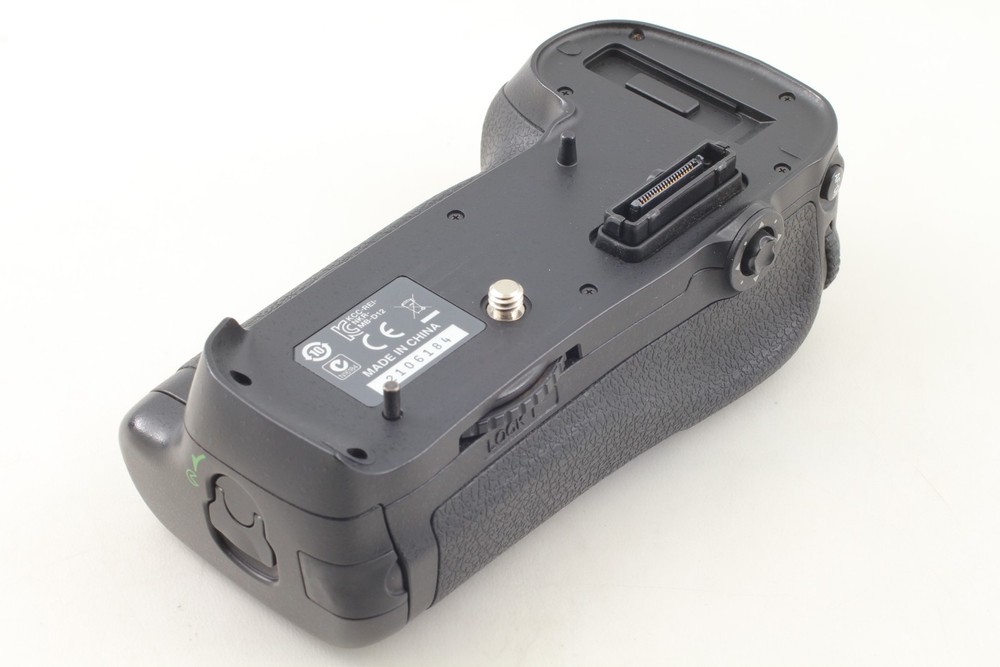 [MINT] Nikon Multi-power Battery Pack MB-D12 From JAPAN