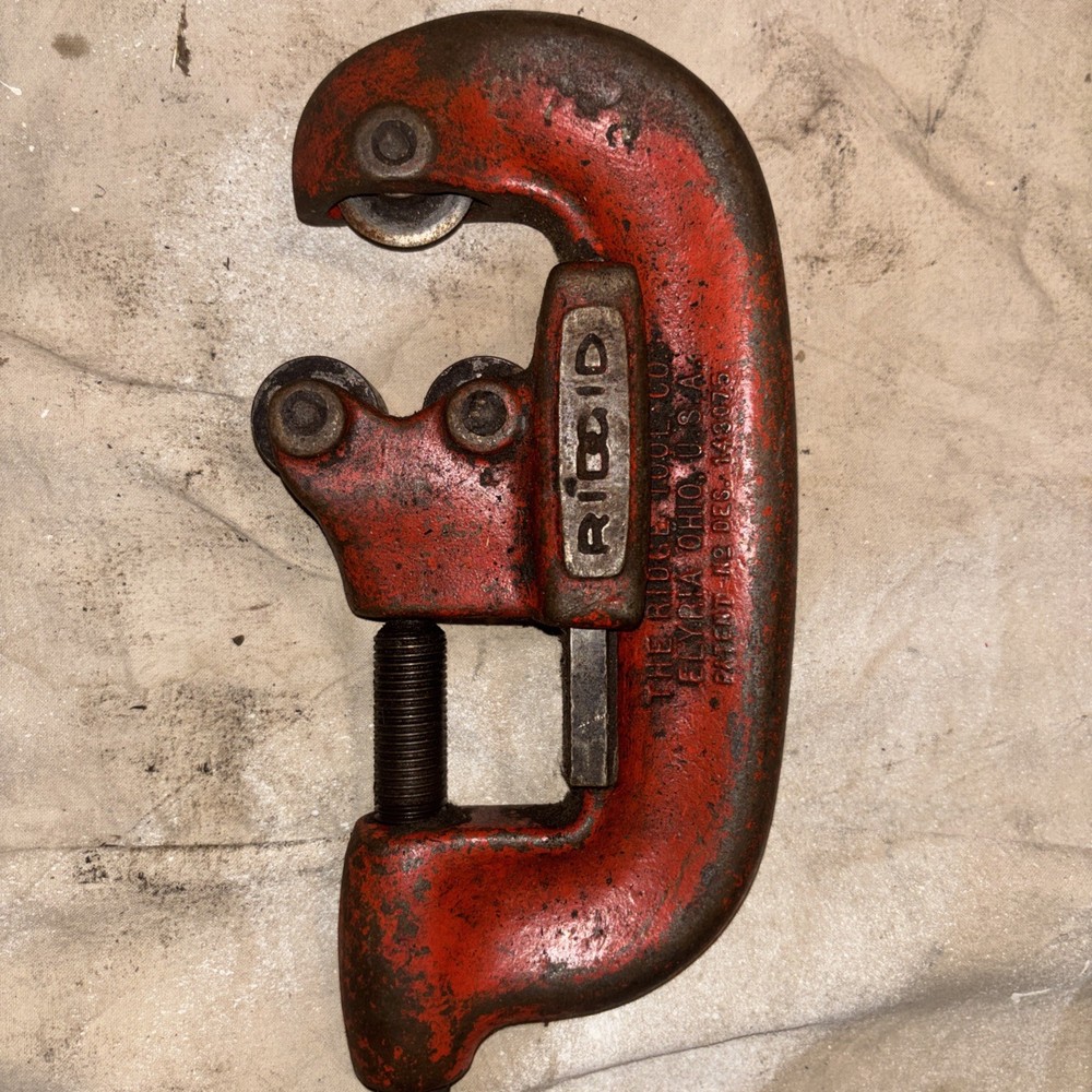 RIDGID No. 2 Heavy Duty Pipe Cutter