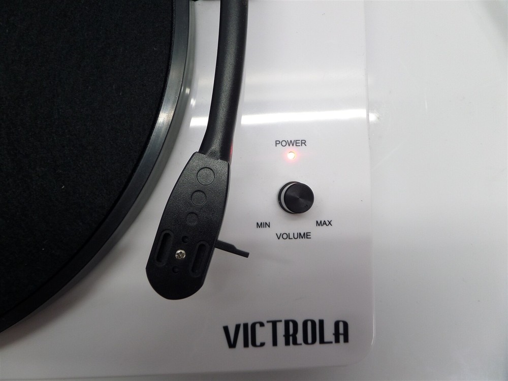 Victrola ITUT-420 Modern Bluetooth Stereo Turntable Record Player - White